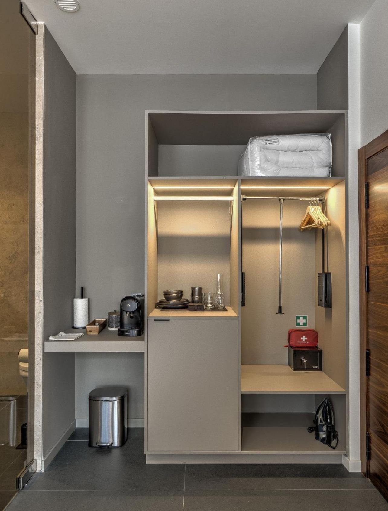 Tq 10 Boutique Aparthotel Alicante Bagian luar foto