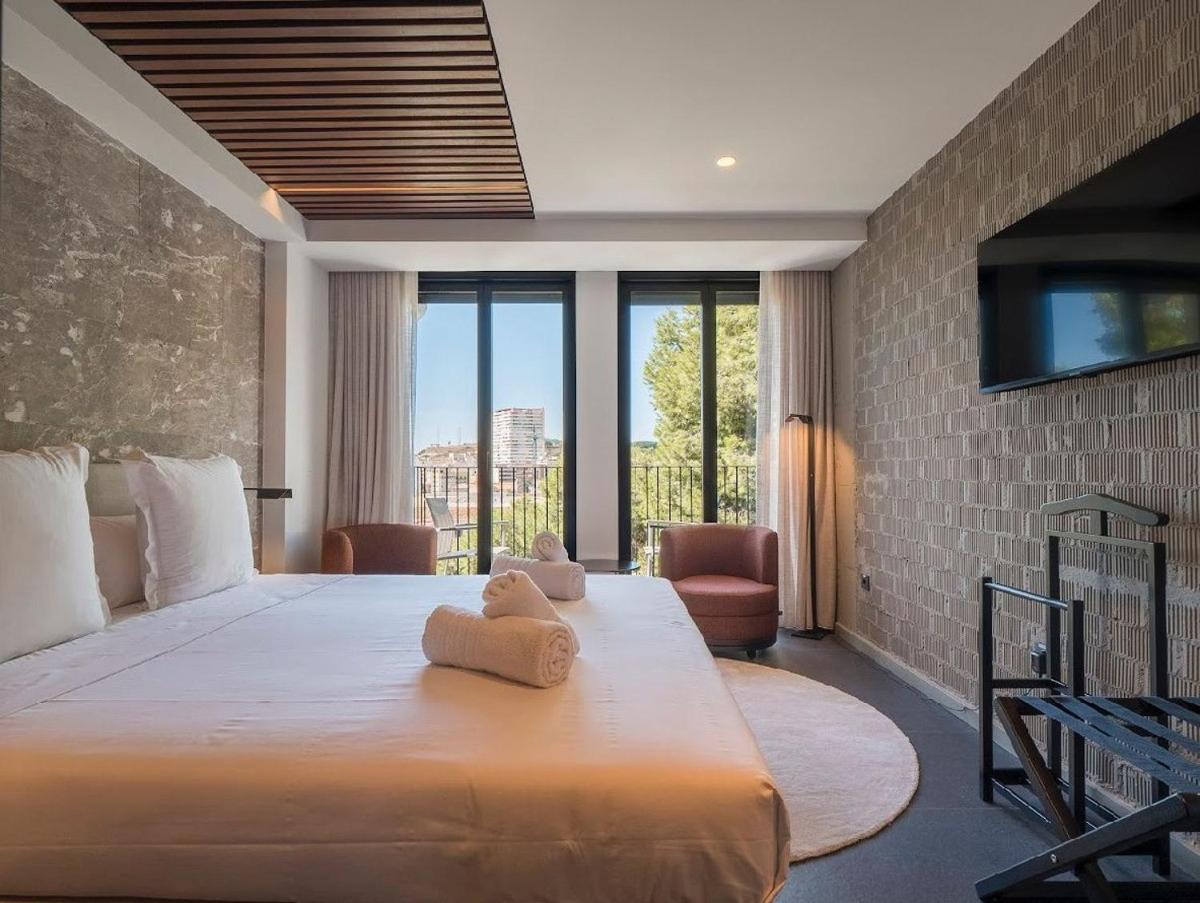 Tq 10 Boutique Aparthotel Alicante Bagian luar foto