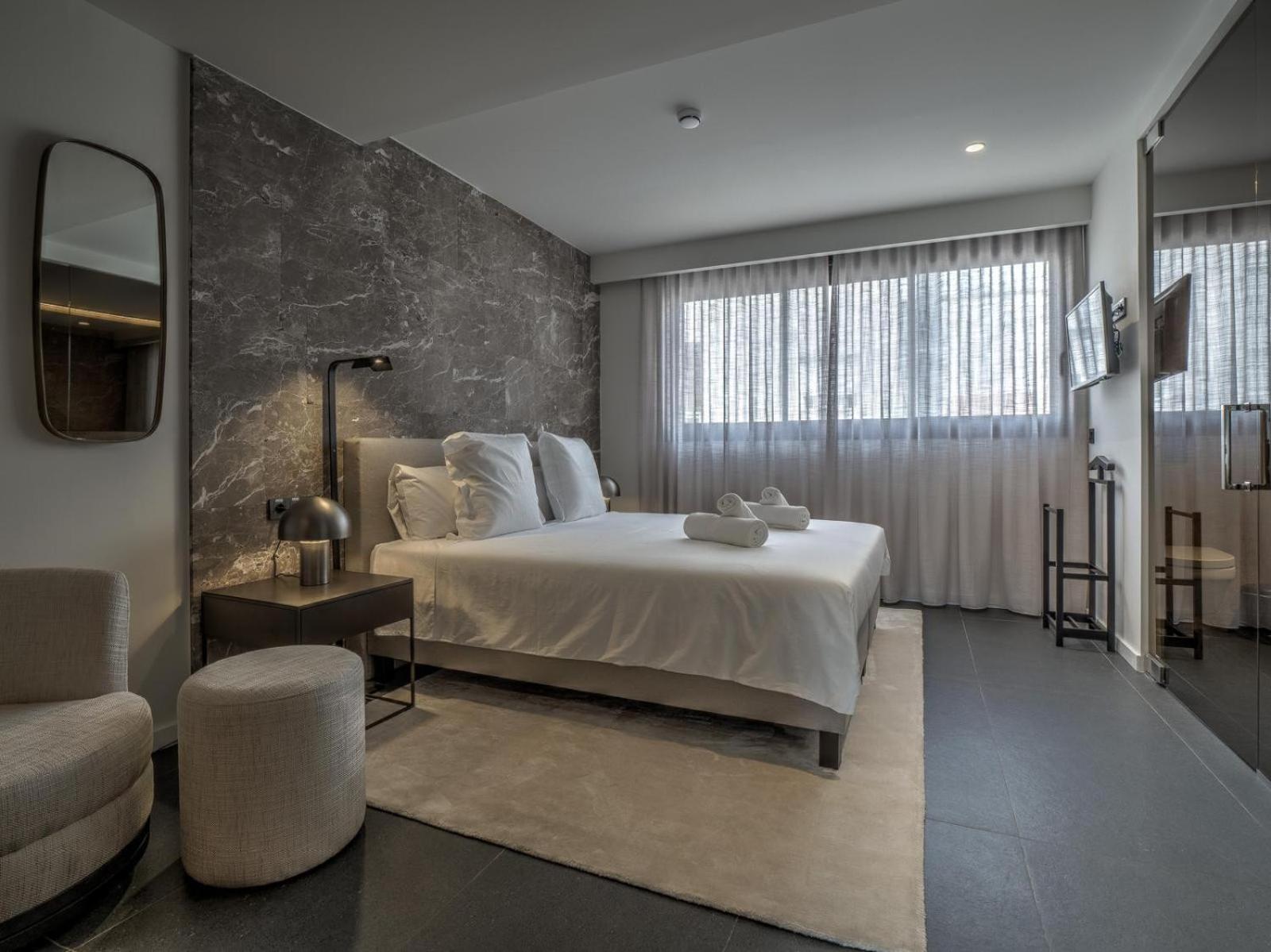 Tq 10 Boutique Aparthotel Alicante Bagian luar foto