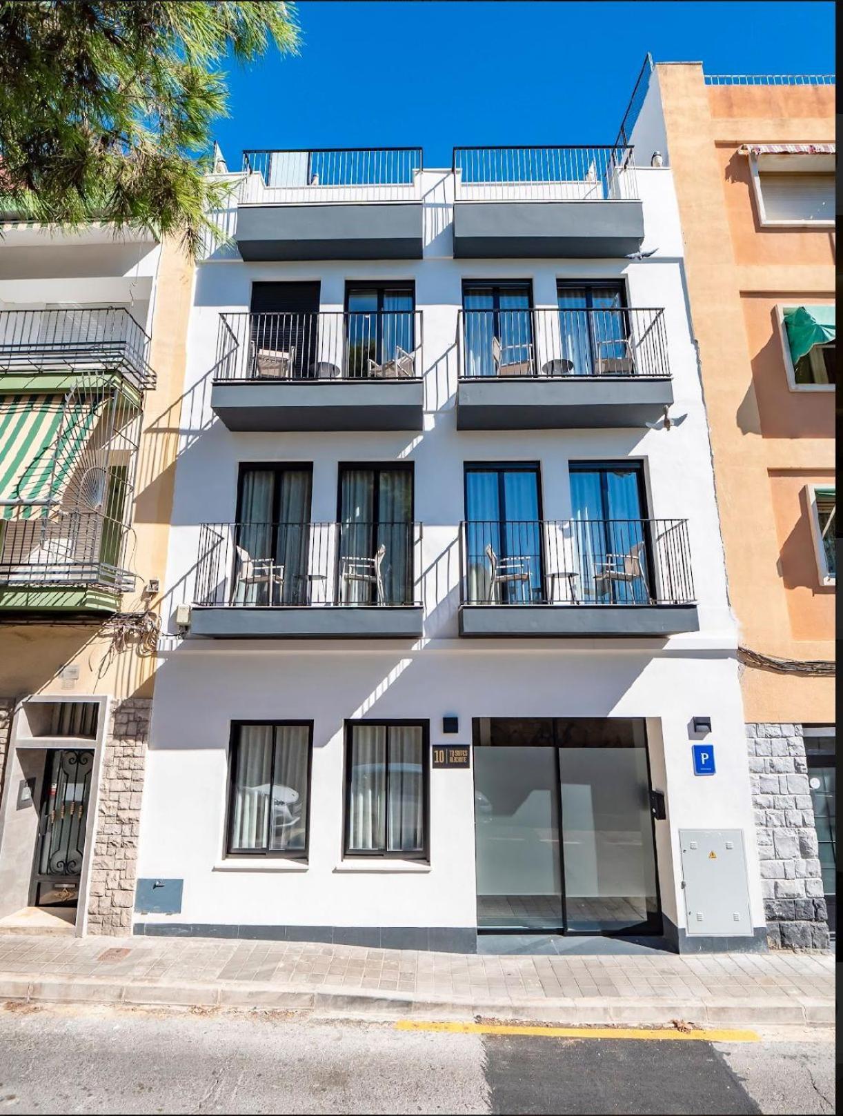 Tq 10 Boutique Aparthotel Alicante Bagian luar foto